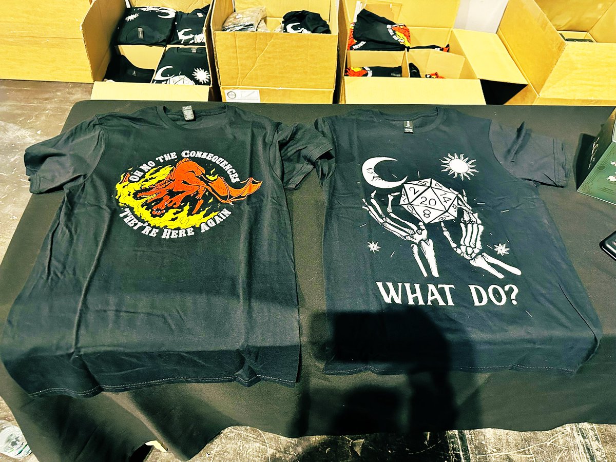Oxventure's tweet photo. Coming to see Oxventure? Be sure to grab some mercb before the show!

🖊️There's a brand new batch of SIGNED FIGURINES! https://t.co/8dZ2ENnADi