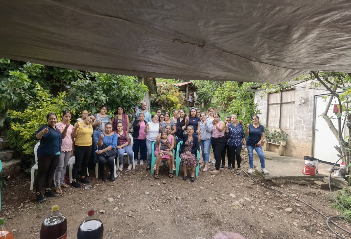 HermiloMO's tweet image. Agradezco la confianza de tod@s y cada una de las mujeres que siguen formando parte de este gran equipo en favor de las causas sociales.
#CadaVezSomosMasEquipoADMM
#Tejupilco