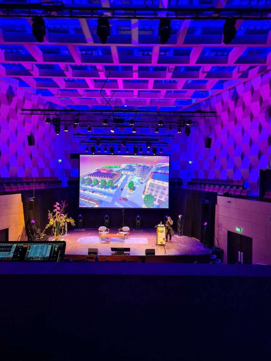 Will_inf's tweet photo. Great to finally attend immersive tech week in Rotterdam. #XR https://t.co/wZ0vMg59Db