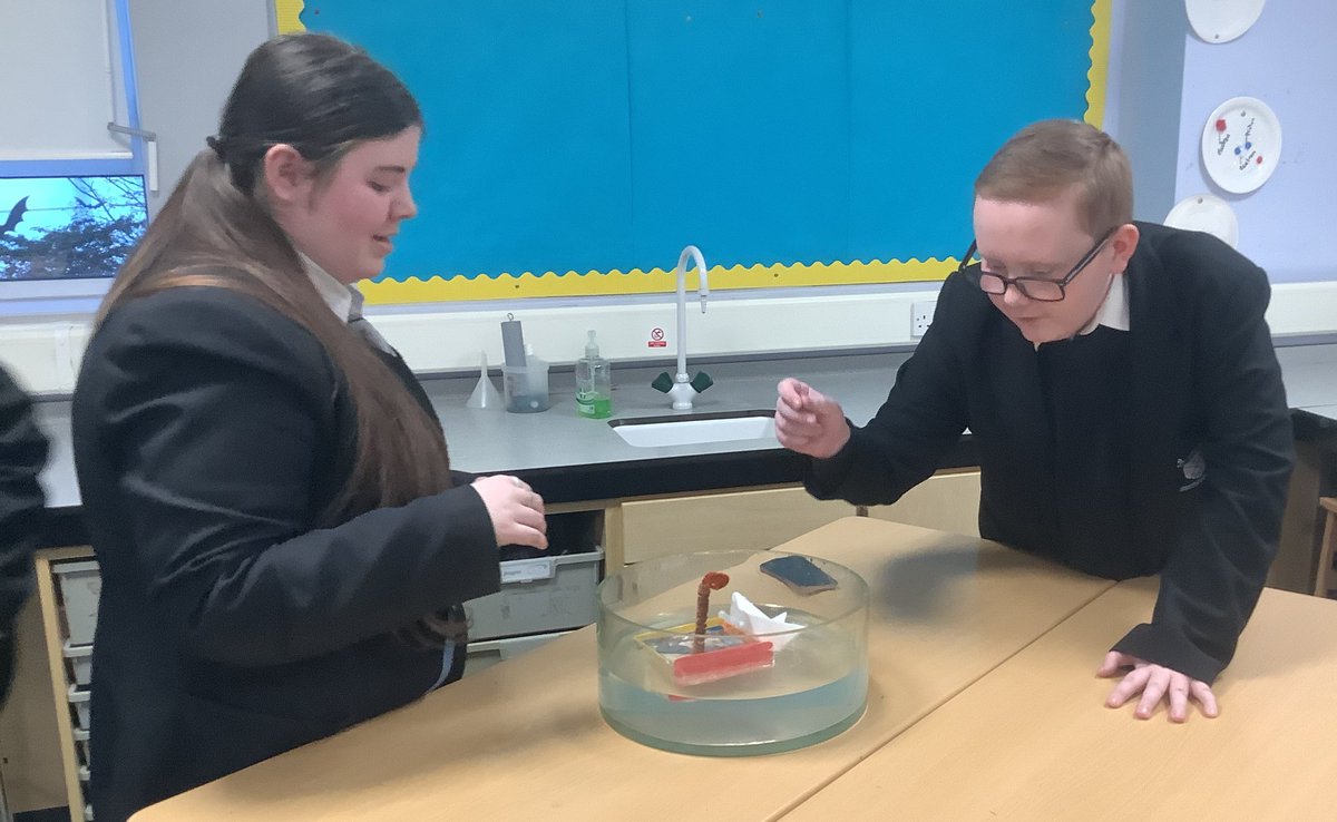 SmithycroftSci1's tweet photo. Tonight at BGE supported study we investigated buoyancy by building our own boats π£ββοΈ
#WeBelong #WeAchieve
#ScienceIsFun #ScienceIsNurturing https://t.co/6tL2P8JVyZ
