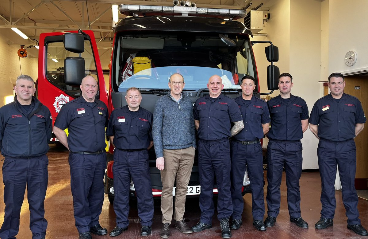 LlyrGruffydd's tweet photo. Good to meet Blue Watch @Deeside Fire Station today. The @NorthWalesFire  proposal to downgrade the station to day crewing is a retrograde step and I stand in solidarity with @FBUNorthWales’s alternative proposals. https://t.co/YIUi45yZHI