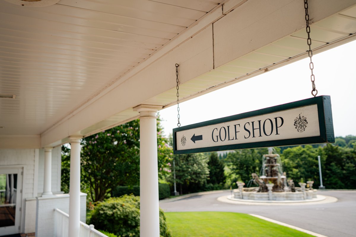 Looking for a holiday gift for the golfer in your life? Stop on by the Golf Shop to check them off your list 📜🎁🏌️

#golfshop #njgolfshop #newjerseygolf #golfergifts