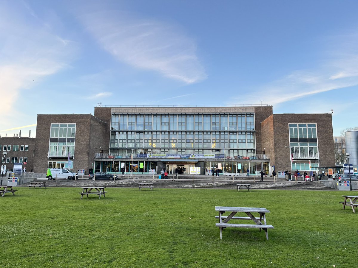 A beautiful clear day at Swansea University to introduce #psychologystudents undergrads to <a href="/Covidence/">Covidence</a> to help them with their rapid reviews! Thanks to Kate E and Ian R with organising this training session. #covidence #systematicreview #rapidreview #research