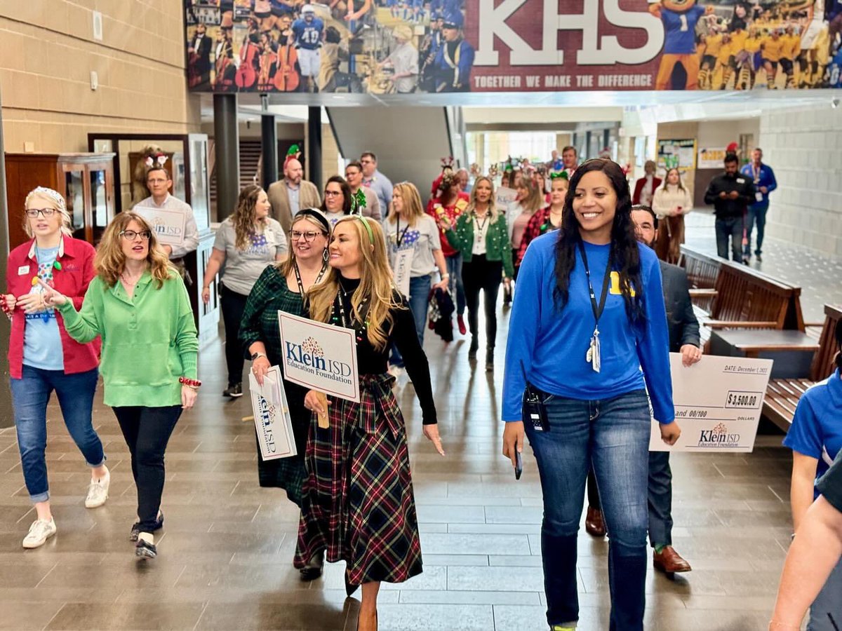 I love seeing kids involved in their school &amp; <a href="/KleinHigh/">Klein High School</a> is increasing the opportunity for kids with intramural sports! ⚽️🏀🏈 Proud of Ms. Megan Freideim &amp; Mr. Kendal Davis for seeking out this <a href="/KleinFoundation/">Klein Ed Foundation</a> grant to build up this amazing program!👏👏👏