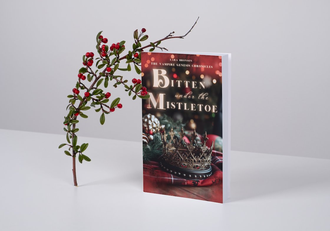 Aquarity's tweet photo. It's here! Bitten under the Mistletoe is out! 📷 Lara Bronson Author https://t.co/95Mm0Tt8ev
