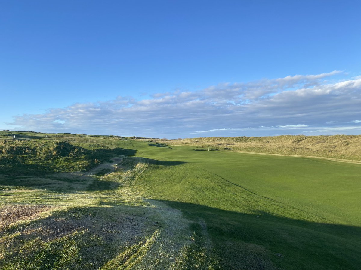 SolutionsMcc's tweet image. Unbelievable views from @CountySligoGC this week where we installed some new @RainBirdGolf  solenoid valves for @MarkMilla2 and the team who have the course in brilliant condition.
