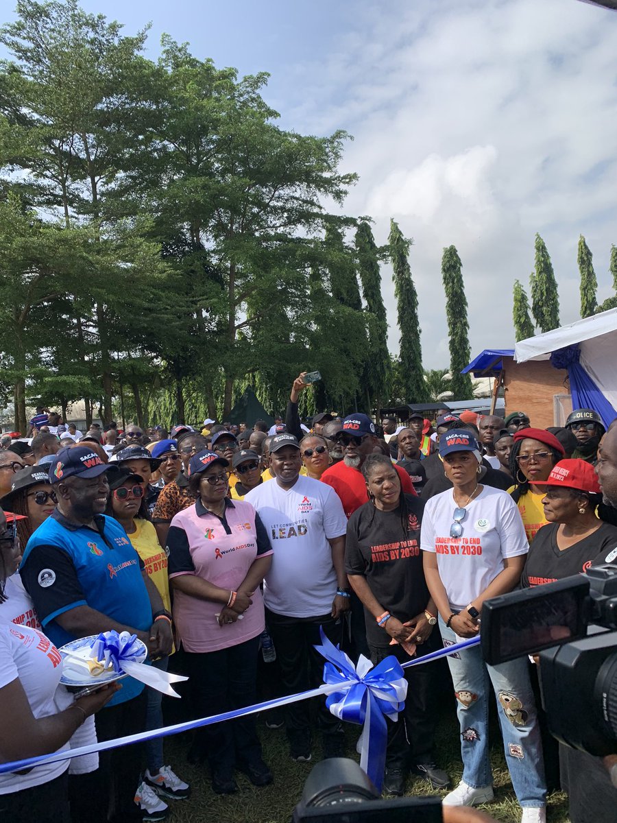 CrossRiverVine's tweet photo. Calabar 2023 Christmas village officially open today

Do you own a stand? 

We did love to visit. https://t.co/VM3vRAdSEk