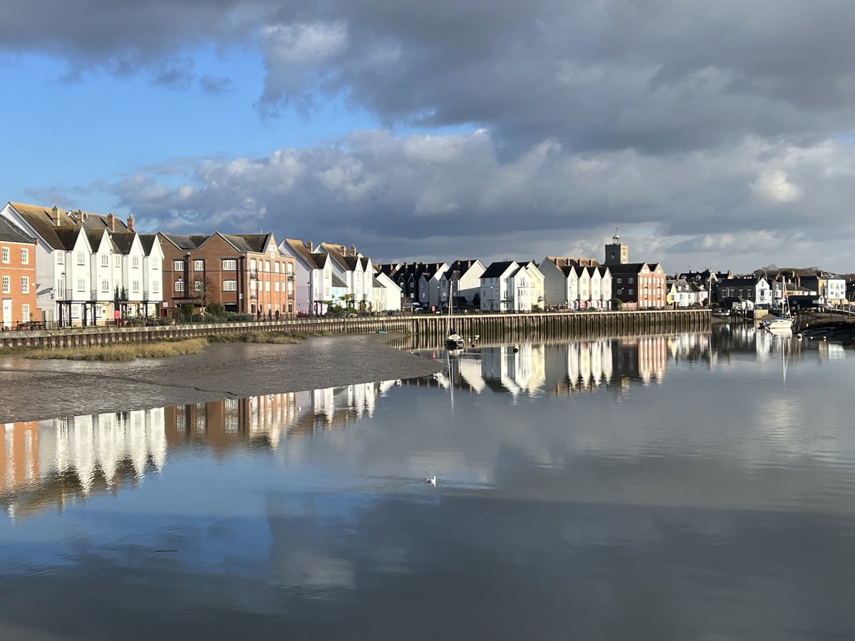 Wivenhoe looking stunning from Rowhedge today. #reflectionfriday