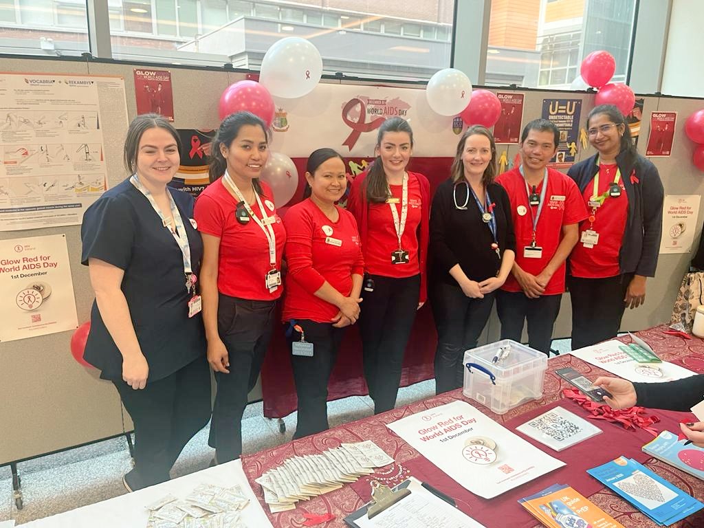 HoneyVince45414's tweet photo. Great turn out at the World AID's Day Awareness stand. Well done @AmyLouiseRN and team involved in making this happen @MaterNursing @NursingMat90307 @MaterCNS @MaterTrauma @HIVIreland @PuggANP @LuzMagalona
#Endstigma
#EndAIDS
#HIVAwareness 
#HIVPrevention https://t.co/MD2ulsVt46