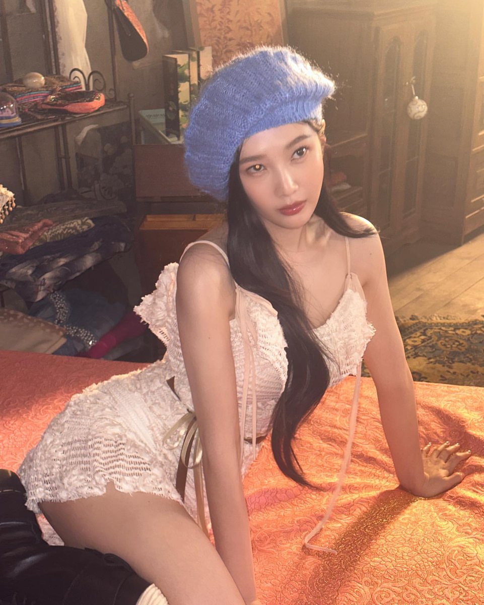 joystgrm's tweet photo. @RVsmtown [INSTAGRAM POST] - 7P

💙I fall in love @.todayis_wendy 💙
👤: todayis_wendy
https://t.co/nWgOT9dLRi

@RVsmtown #RedVelvet #레드벨벳 #Joy #조이 #Chill_Kill 
231202 · 01:27:36 KST https://t.co/3WwUp8sUPL