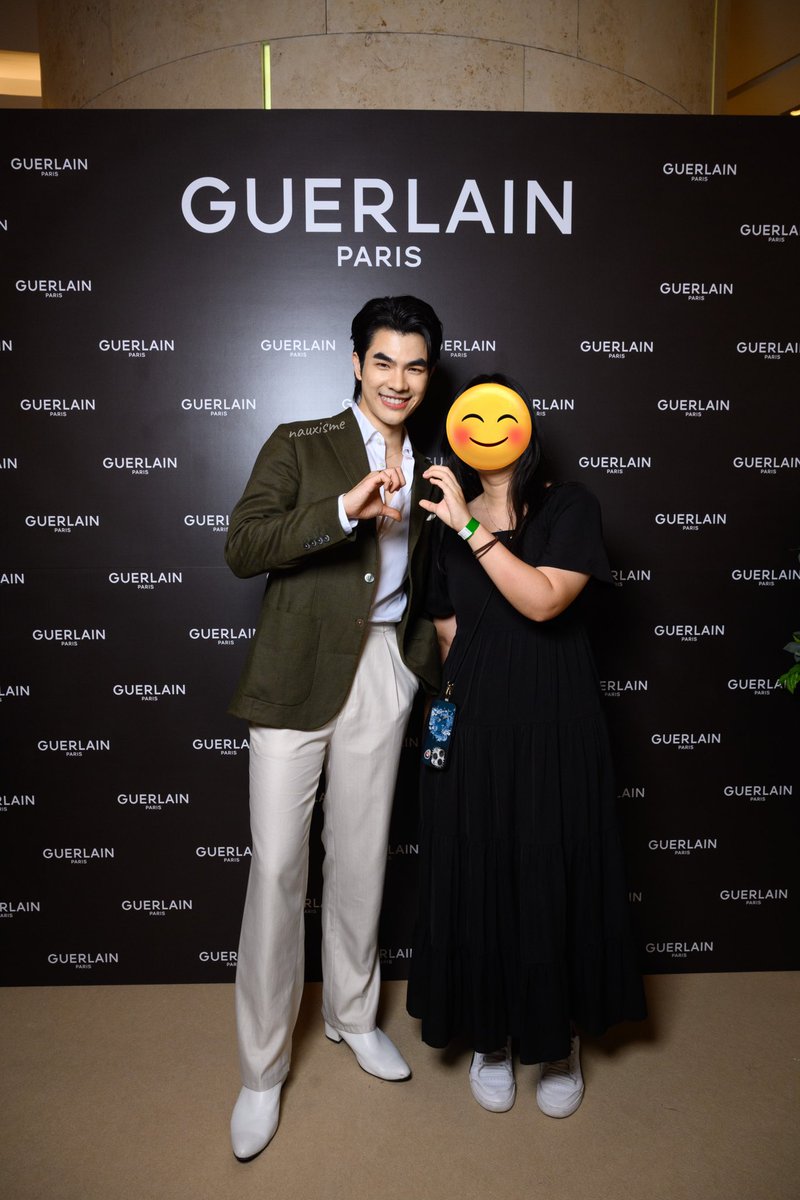 nauxisme's tweet photo. our heart is finally completed after almost a month. thank you so much. proud of you, always 🥹💚

@milephakphum 
#MilePhakphum
#MagicalManSuangSG https://t.co/CehhkW9Img