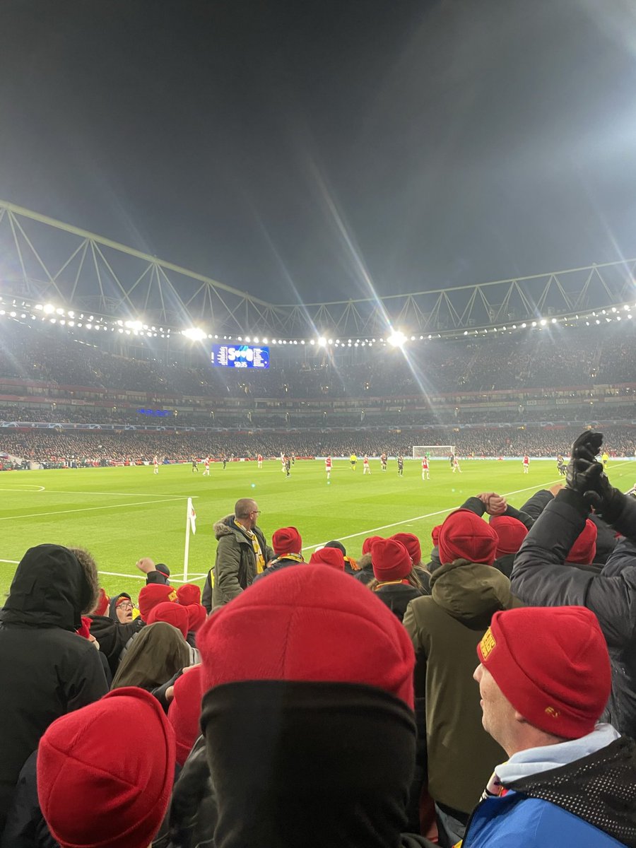 grimb7's tweet image. Demain on remet le facteur sur le vélo alors qu’on est pas encore remis de mercredi !! 😅🍻👊