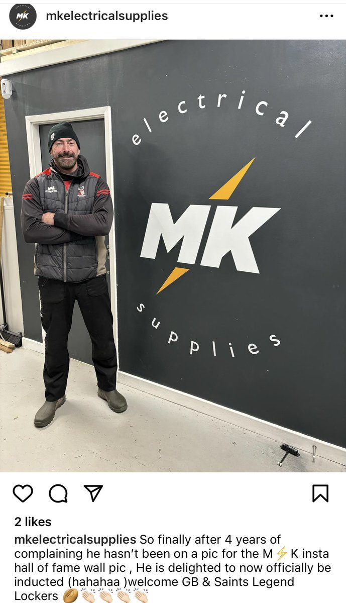 So finally after 4 years of complaining he hasn’t been on a pic for the M⚡️K insta hall of fame wall pic , He is delighted to now officially be inducted (hahahaa )welcome GB &amp; Saints Legend Lockers 🏉👏🏻👏🏻👏🏻👏🏻