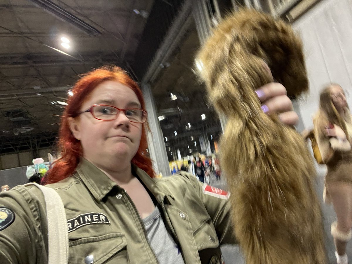 MaireadRalph's tweet photo. If you are the owner of this furry tail found near the ladies toilets near R1-10 at @MCMComicCon please know it has been handed into the Organiser’s Office
#MCM #mcmbirmingham #brummycon #furry #losttail https://t.co/f1xnwnJJxF