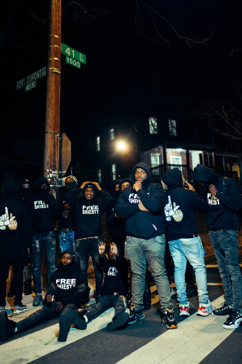 41boog's tweet image. Steady SCREAMING FREE SHIESTY ⏳🔓 Like I’m tryna Start a PROTEST 🪧 💯 #FREEDAMEN #WEDAONES #1500BLK #FREESHANK #FREEBLACK #FREEBG #GETWELLSOUF
