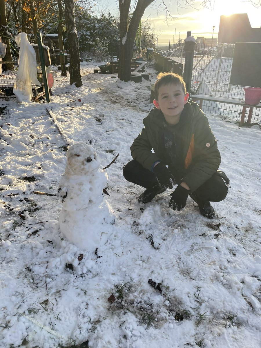 Amberley Forest School tweet media