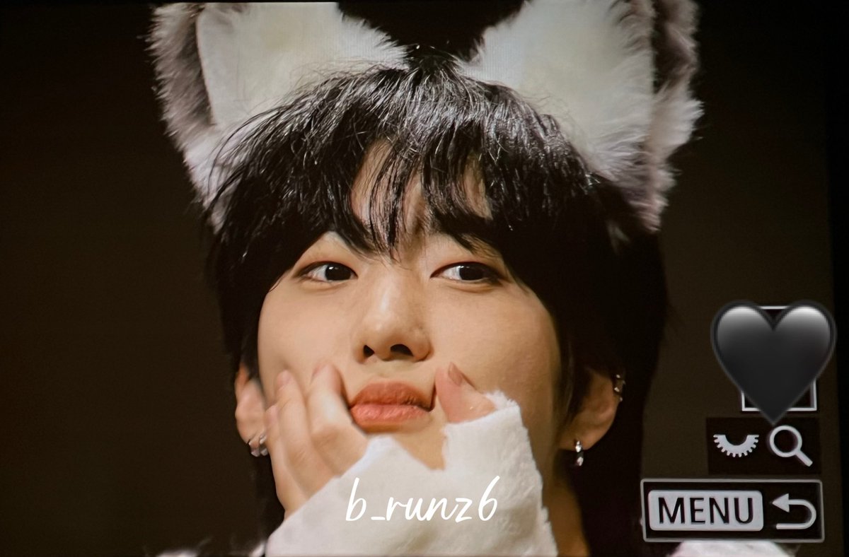 b_runz6's tweet photo. 231201 에버라인

あざとじょんうくん(?) https://t.co/lezEI3eiGc
