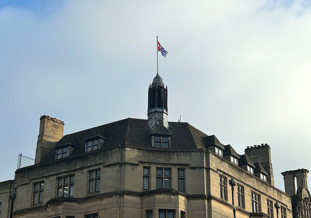 Today is West Papua Independence Day. We've flown their national flag from the @OxfordTownHall in support