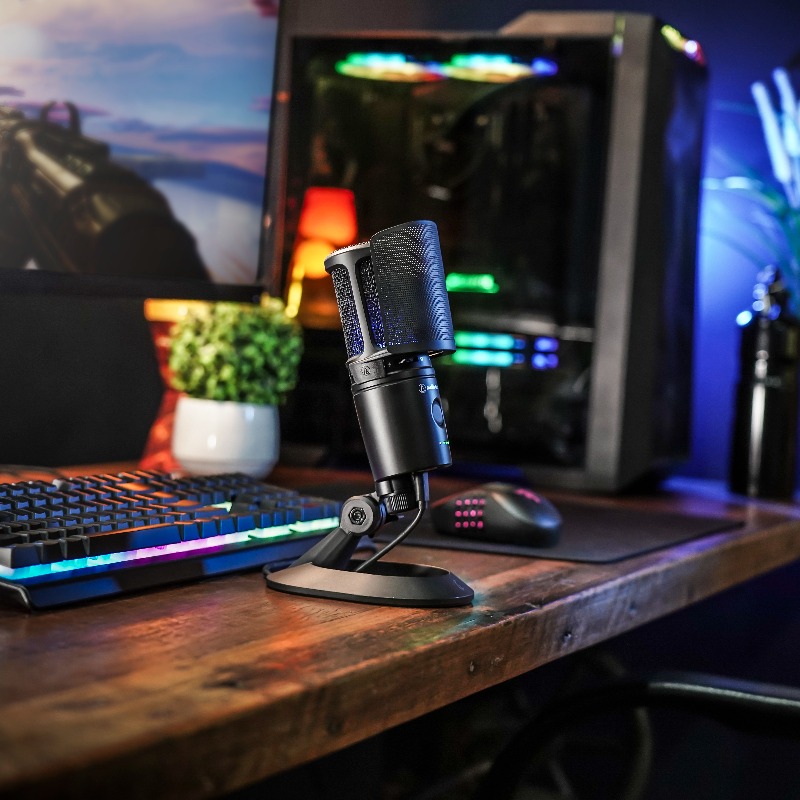 With studio-quality condenser technology and a cardioid pattern, the AT2020USB-XP captures every epic moment with crystal-clear audio to bring streaming to the next level. Elevate your content experience today: tinyurl.com/mvmzw34k #AudioTechnica