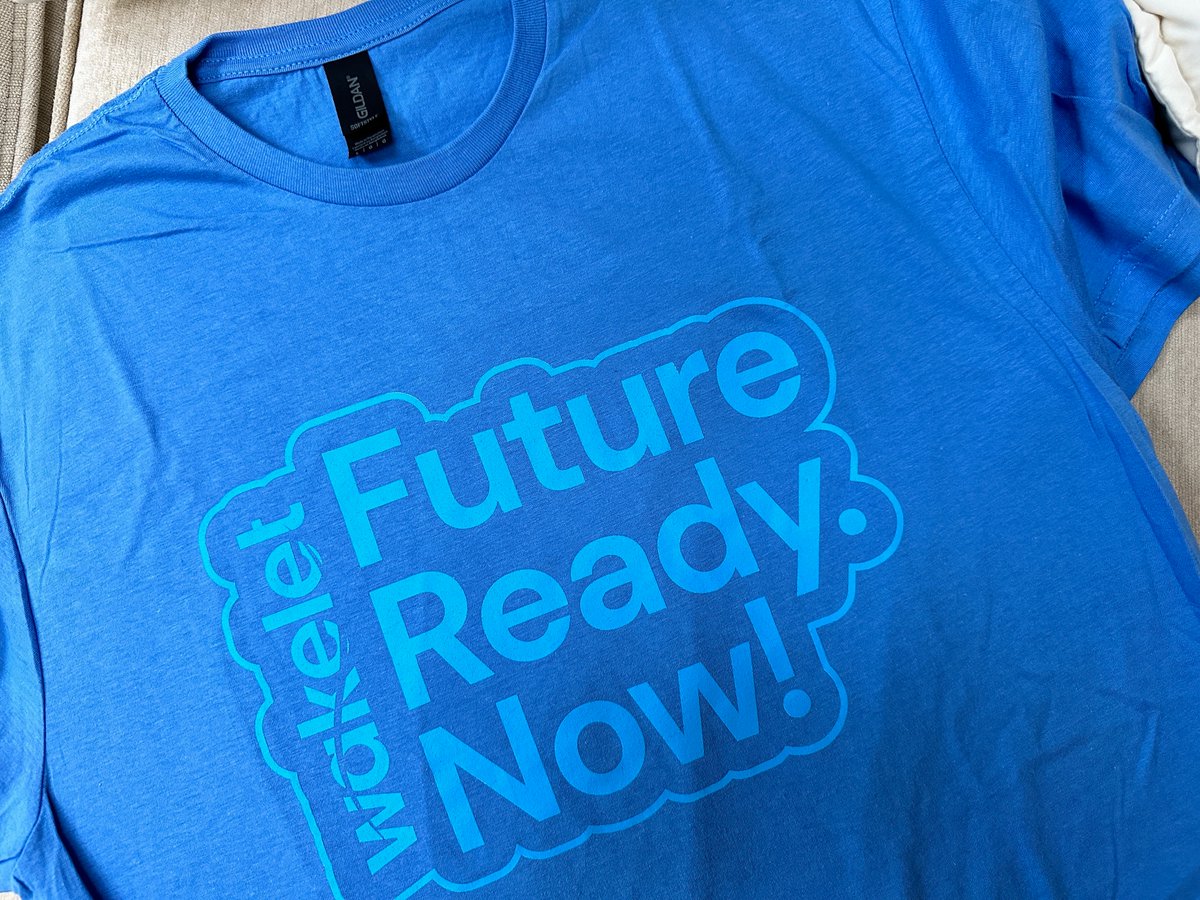 insight2execution (i2e) tweet media