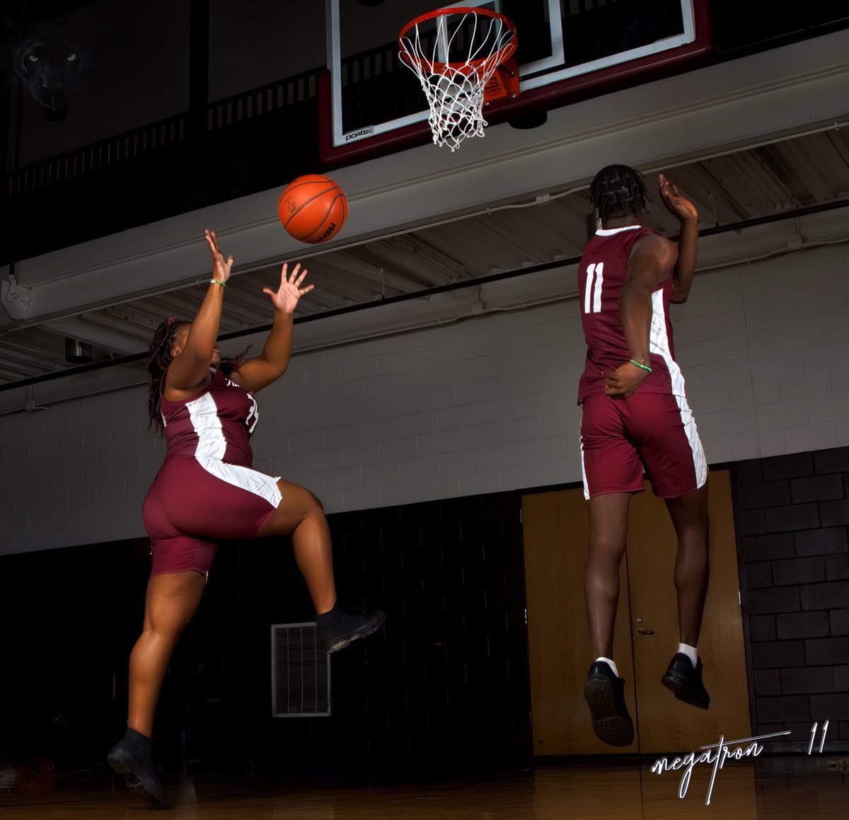 MamaTron210's tweet image. A Bond Unbreakable 🦾
 "The Trons" 
Scrizz you snapped on these 🔥
#NoAffiliation #MARSHED
#MeetTheTrons 
Charlie Scrizzle  📸