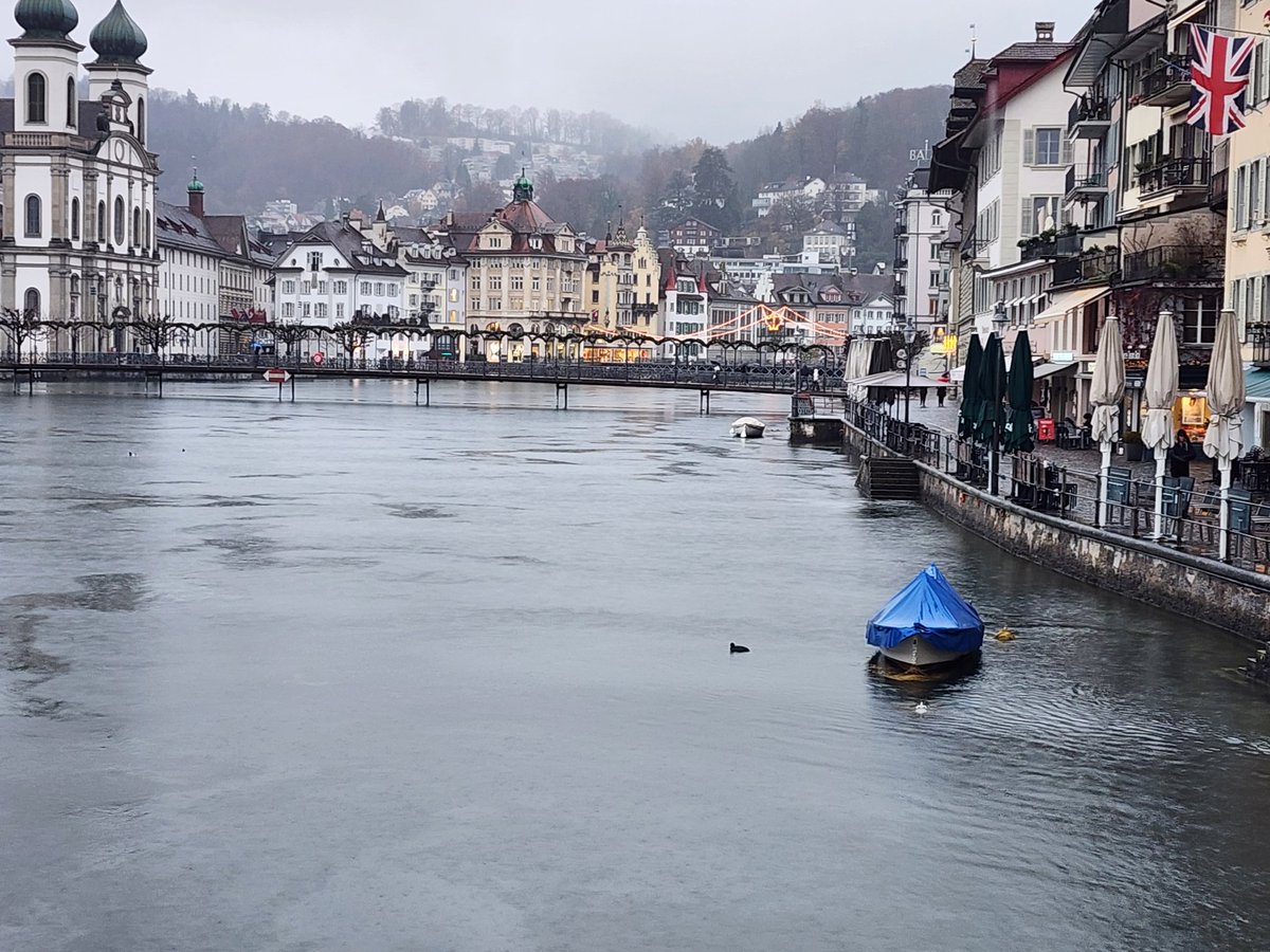 MushyB24's tweet photo. Luzerne, Switzerland 🇨🇭 https://t.co/HctL9ZHVmD