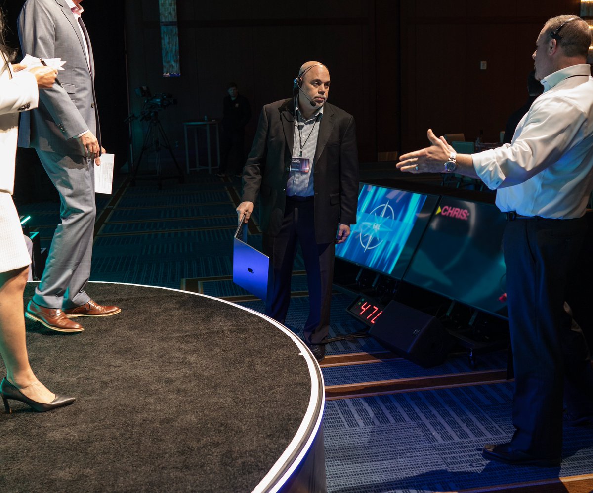 CentrifugeMedia's tweet photo. #SpeakerPerformance Enhancement & #ExecutiveCoaching is a journey. CMI's speaker coaches follow up after the initial training with consultation calls. With #speakercoaching & designers onsite, your training comes to life with the use of our full-service agency.
#SPEEC https://t.co/xDfjkMeabn