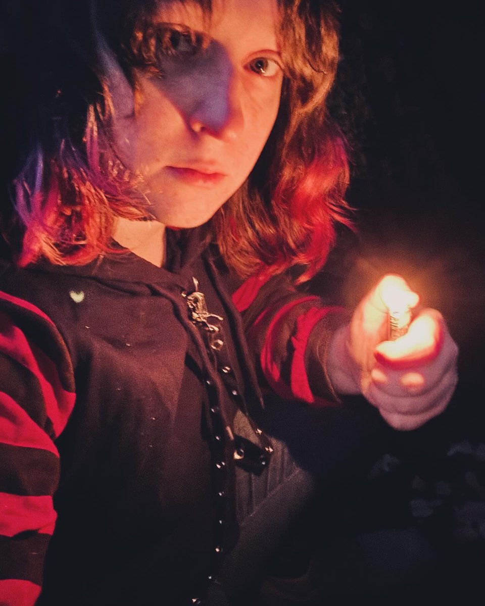 meeliebones's tweet photo. “Summon Confidence”, my first EP, is finally on Bandcamp and streaming!! 🥳🔥God, I’m so excited. Thanks so much for tuning in, check links below and enjoy! ✨

#BandcampFriday https://t.co/477FyAsgOt