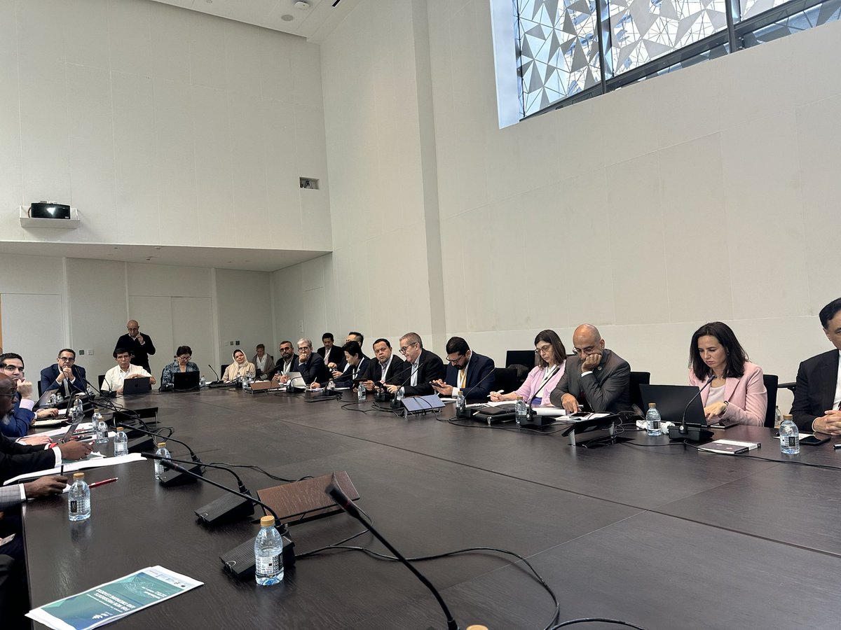 cetysuni's tweet photo. En estos momentos, se celebra la tercera edición del Seminario en Desarrollo de Liderazgo para Nuevos Rectores y Líderes Emergentes de la #IAUP, organizado en conjunto con #SantanderUniversidades, Qatar Foundation (@QF) y #CETYS. https://t.co/9loixXcCnJ
