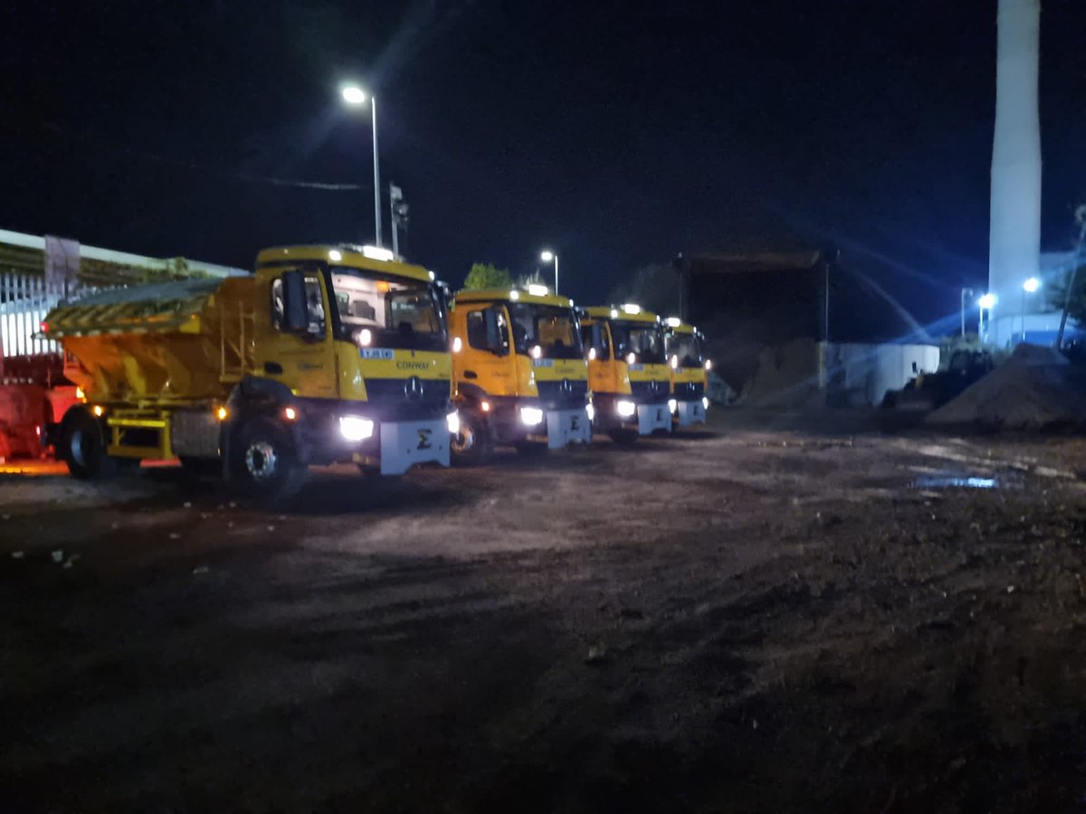 With the weather expected to remain chilly, our crews are hitting the streets tonight, spreading grit on priority routes to make sure they're safe in the cold. Please take extra care when driving during cold and icy conditions.