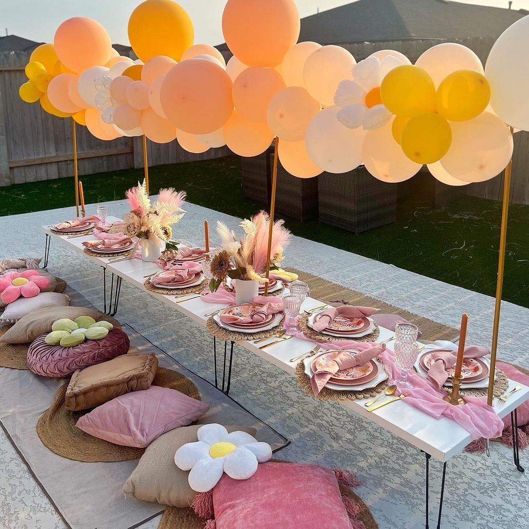 CV Linens tweet media