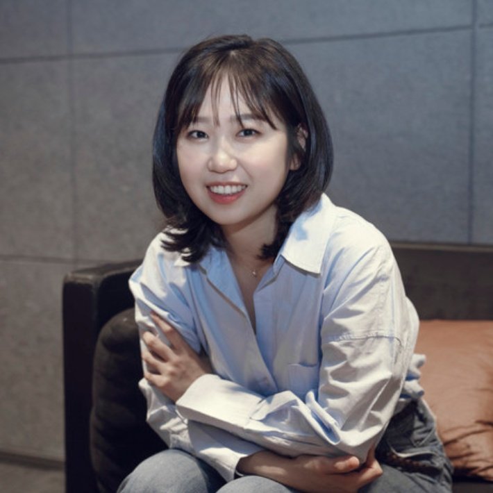 _BLNEWS's tweet image. #ToMyStar, #Blueming ve #WhereYouEyesLinger ile aynı yönetmene sahip yeni bir Kore BL'i duyuruldu!

"Uncovering The Curse Of Taekwondo" adlı roman, WYEL'in yanı sıra spor etrafında dönecek ve ENGD (To My Star) tarafından üretilecek.