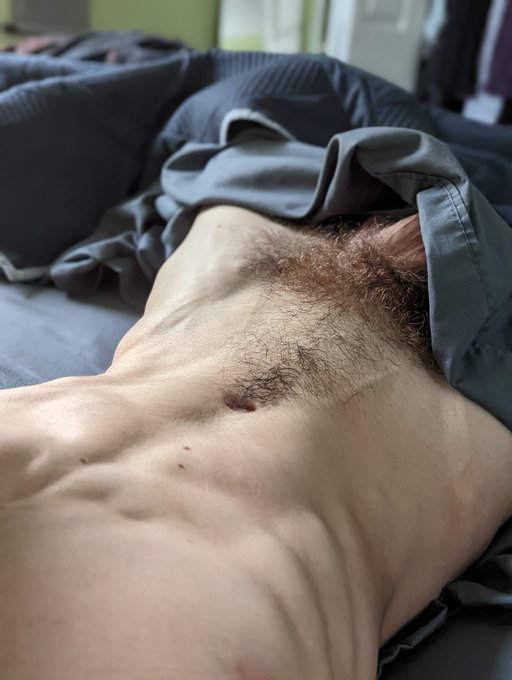 It's been awhile but NNN has finally ended. Maybe Abit of my morning wood can help you celebrate 😜 https://t