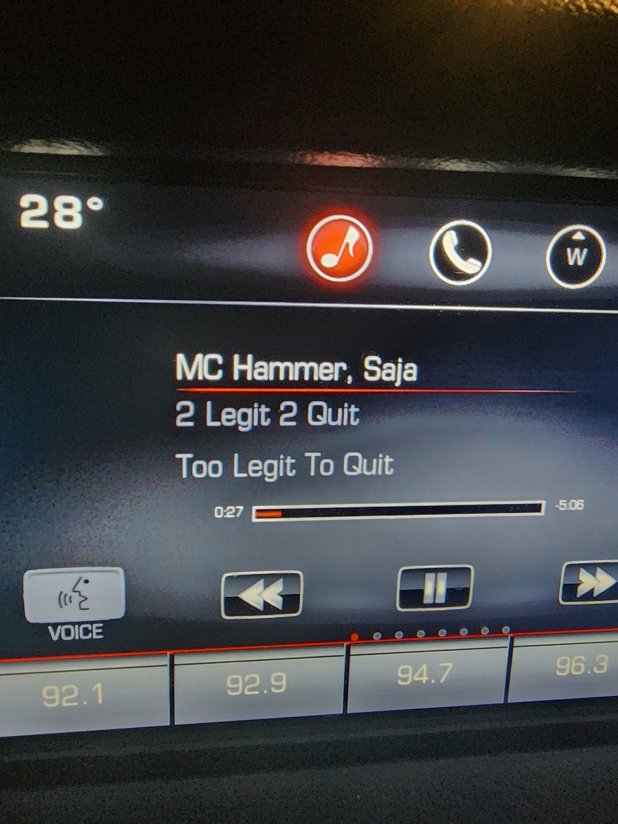 Lo Halcro tweet media