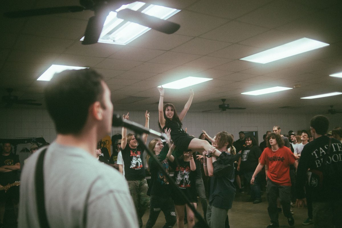 Jay (@ang3lbel0w) on Twitter photo Stoked to announce <a href="/HazingOver/">HAZING OVER</a> will be coming back to East Tennessee, this time in Kingsport at VFW Post 4933.
Last time they were here was insane, and this time is sure to be even more wild.
Tickets available below. Stoked to announce <a href="/HazingOver/">HAZING OVER</a> will be coming back to East Tennessee, this time in Kingsport at VFW Post 4933.
Last time they were here was insane, and this time is sure to be even more wild.
Tickets available below.