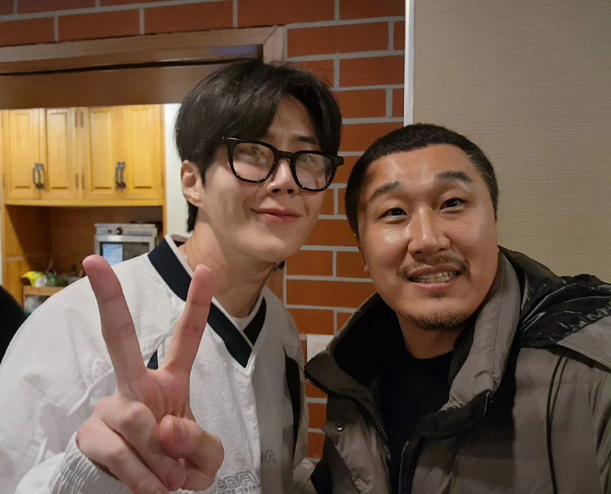 SmilePreference's tweet photo. 망내인 Mangnaein wrap up party

#김선호 #KimSeonHo ◡̈ https://t.co/7Sjfp02YHJ