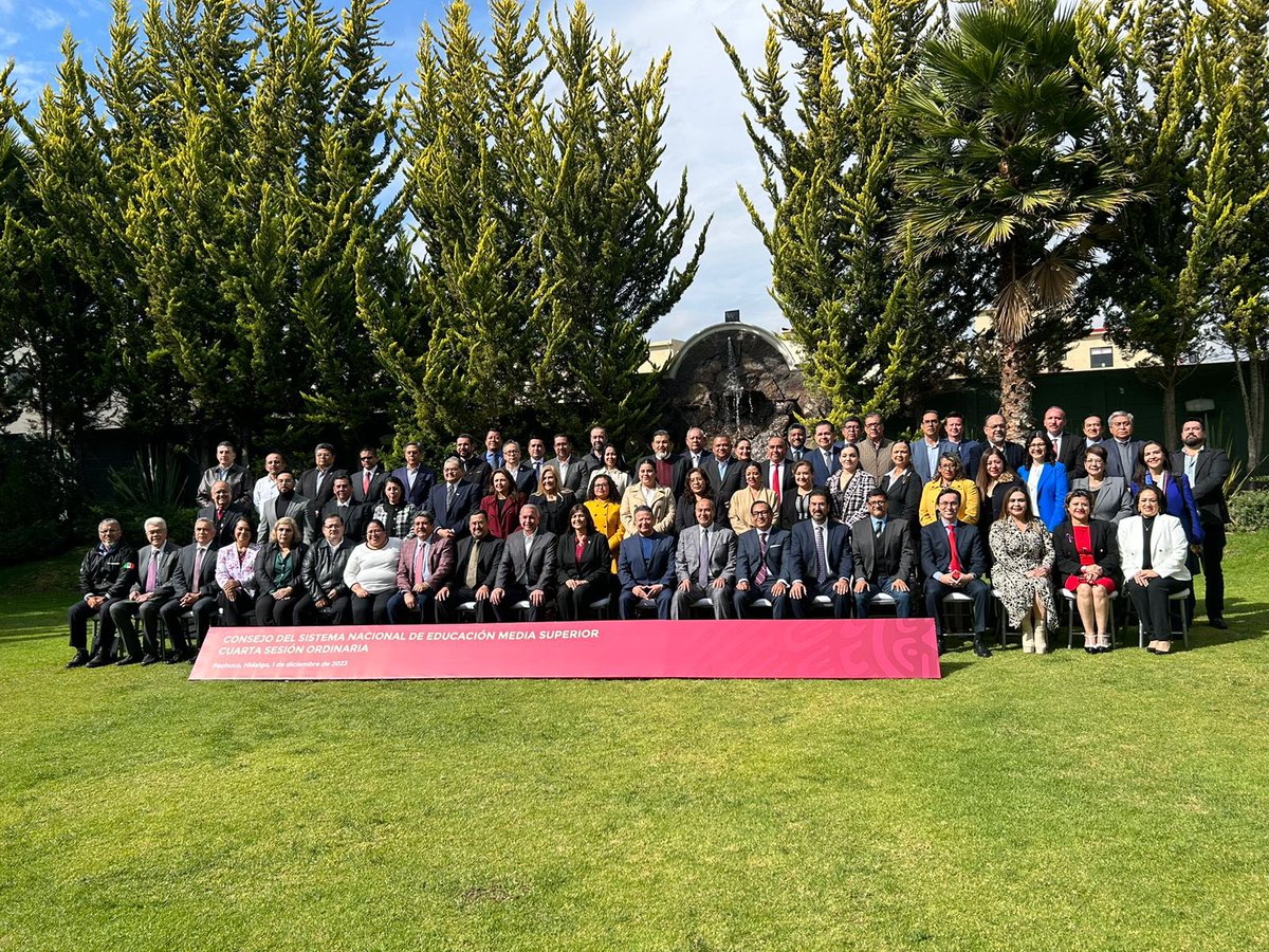 Jesusls2020's tweet photo. Este día se realizó en #Hidalgo la Cuarta Sesión Ordinaria del Consejo del Sistema Nacional de Educación Media Superior,  con el objetivo claro de la consolidación de un sistema educativo de excelencia a través de la #NuevaEscuelaMexicana. https://t.co/V0YNqd2Dgf