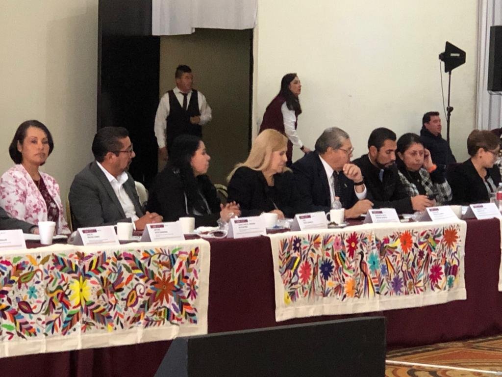 Conalep_Edomex's tweet photo. Nuestra Dir.ª Gral, Rocío Serrano, tiene como prioridad la transformación y la #certificación, por ello participa en la Cuarta Sesión Ordinaria del Consejo del Sistema Nacional de Educación Media Superior 2023.
#TransformandoLaEducación
#ApasionadamenteCONALEP
#ElPoderDeServir https://t.co/LFoPF8vYDC
