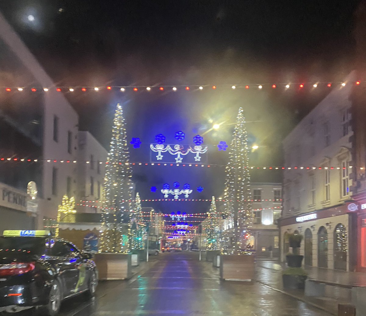 ailfol27's tweet image. It’s almost too early for Christmas but why don’t we see how it goes 🎄🍸