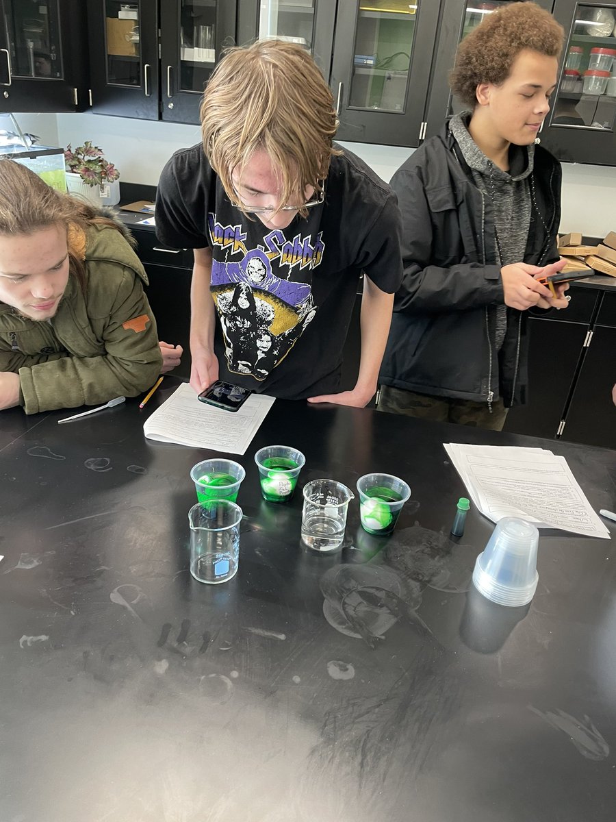 LevinBiology's tweet photo. This week in biology, we got to do 1 of my fave labs, the “urchin” egg lab. Demonstrating how atmospheric CO2 is causing the ocean to acidify. Dissolving the shells of urchins allowing for toxins to diffuse into the urchin bodies. #districtofchampions #CCHS #proudtocallcchshome https://t.co/UJgcJDkzWv