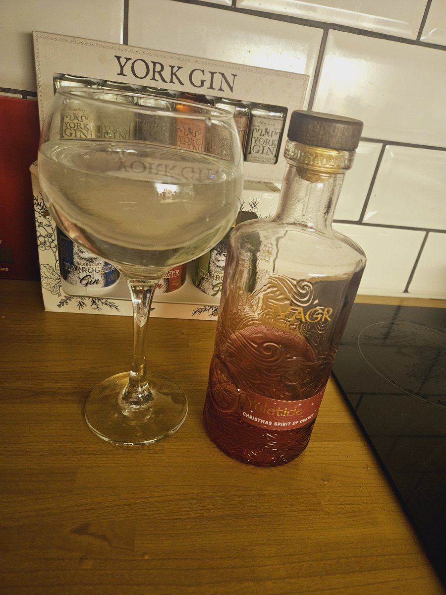 Gin time ❤️ 
#Fridaynight #ginlover