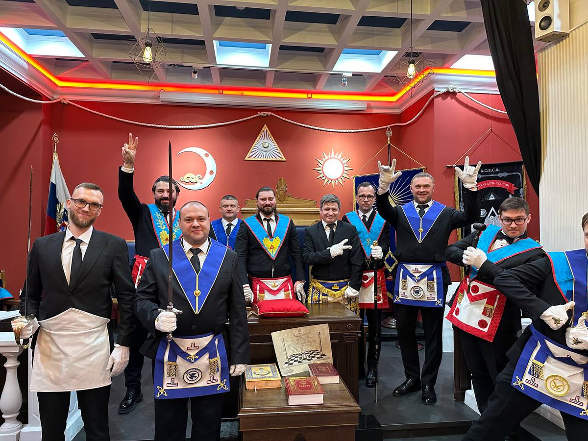 BelarusGm's tweet photo. Regular labours of the Worshipful Lodge "Two Eagles" #38 of District Belarus, held in Moscow on Dec 1st 2023. 
The last labours in 2023 before NY&amp; Christmas.
Happy holidays to all of you!

#Belarus #Mason #Freemason #Беларусь #Масоны #Минск #Москва #ДваОрла #GLorR https://t.co/MyzuA4EIvG
