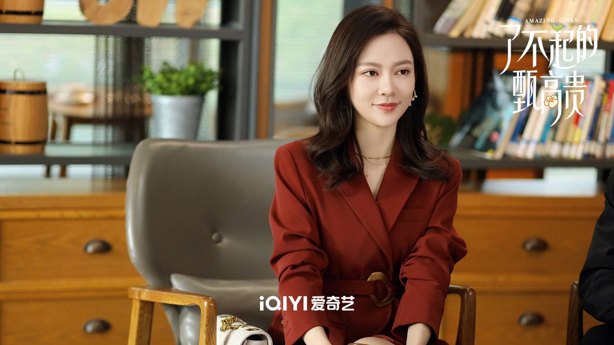 CdramaL's tweet photo. 「📸 | O drama de romance moderno #AmazingGirls, estrelado por #LiYinan, #JiMeihan, #ZhuJiaqi, #LuoMi e mais, liberou novas fotos — Disponível no iQiYi ❤️
#了不起的甄高贵 https://t.co/BMxqMiQhla