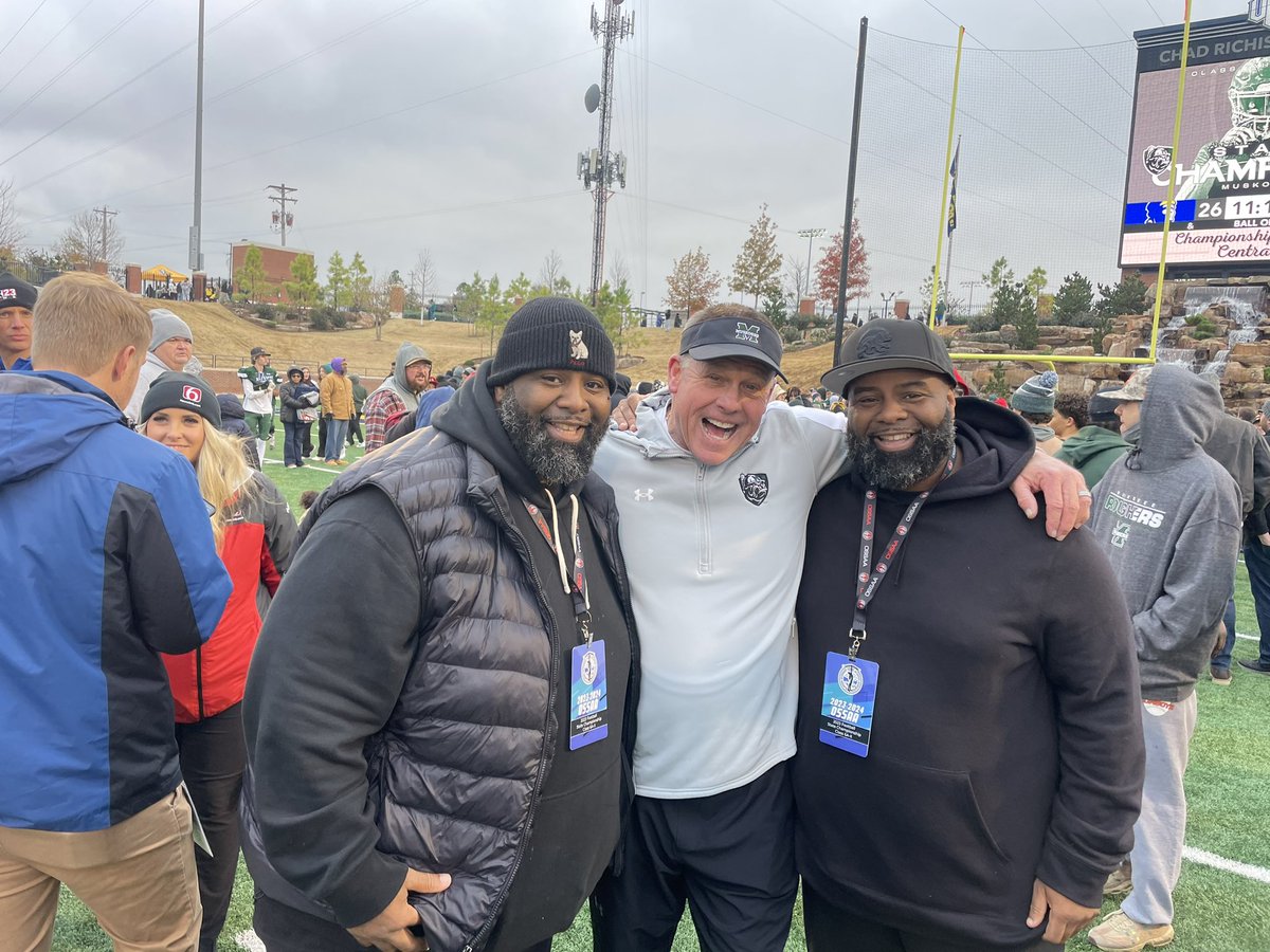 Coach Dwayne W. tweet media