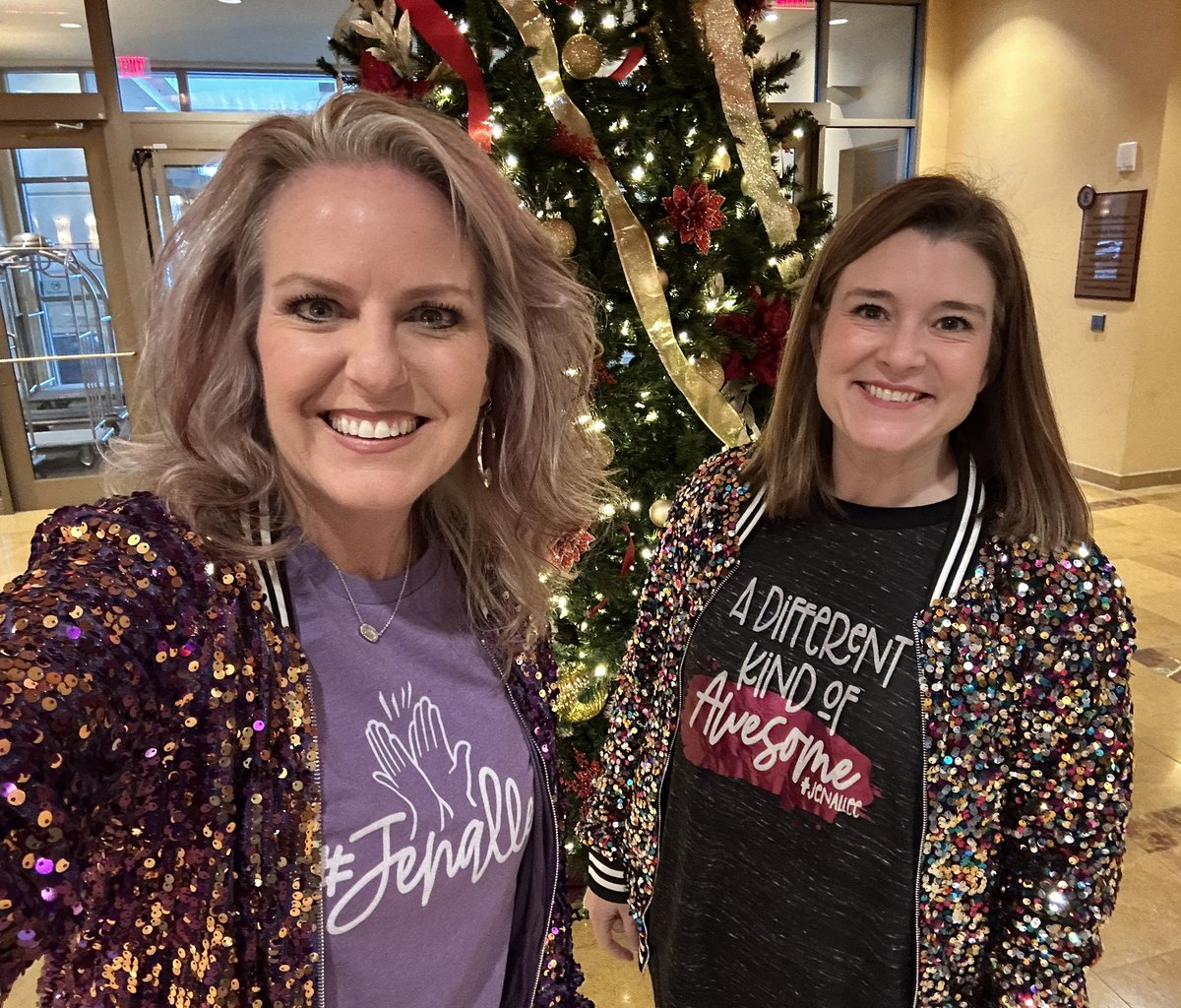 Jenallee1's tweet photo. That’s a wrap #TNTETA! 🎉
#Jenallee had the BEST time at @TN_TETA #TETC!
Thank you for all of the new connections and magical 🪄 learnings. We can’t wait to see you all next year in Chattanooga! 💜 https://t.co/rr2zngbeJI
