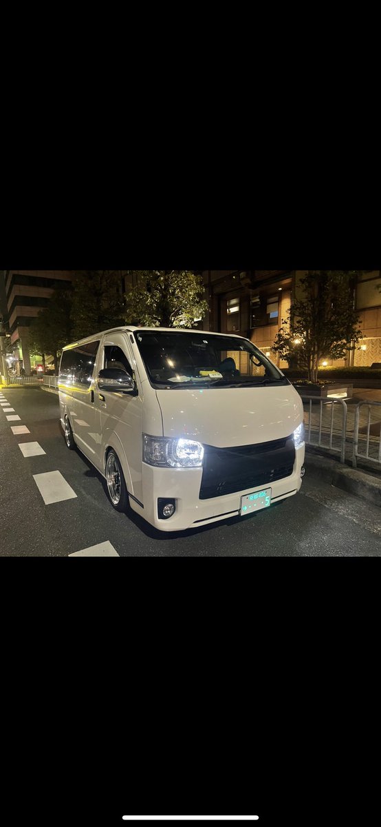 mayato0526's tweet photo. ハイエース1型　消しゴムみたい
ハイエース5型　おにぎりみたい
ハイエース7型　ティッシュ箱みたい
奥深い複雑な車それがええんどすえ https://t.co/7ilVcVXrHa