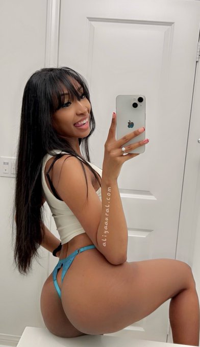 It&rsquo;s my mf birthday 🎉 https://t.co/obenwDurw6