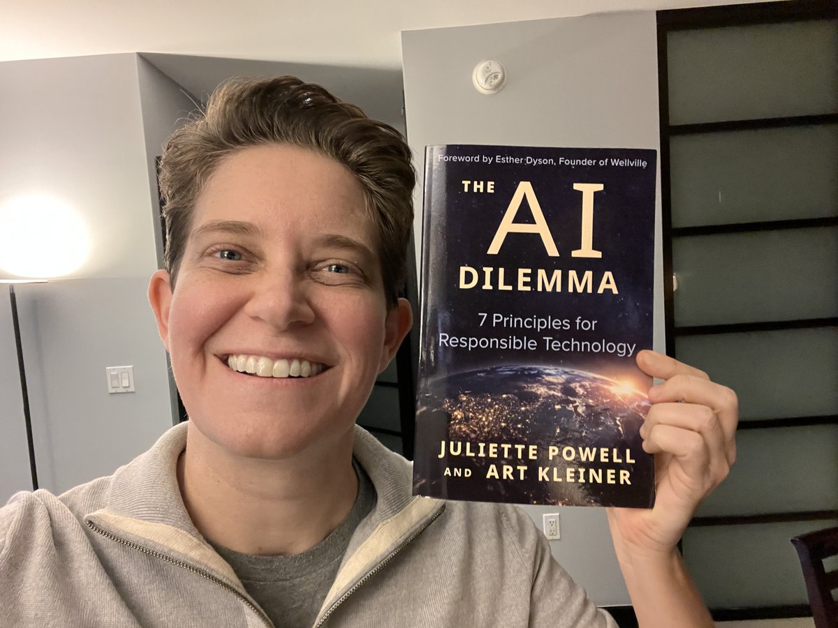 Dorie Clark tweet media