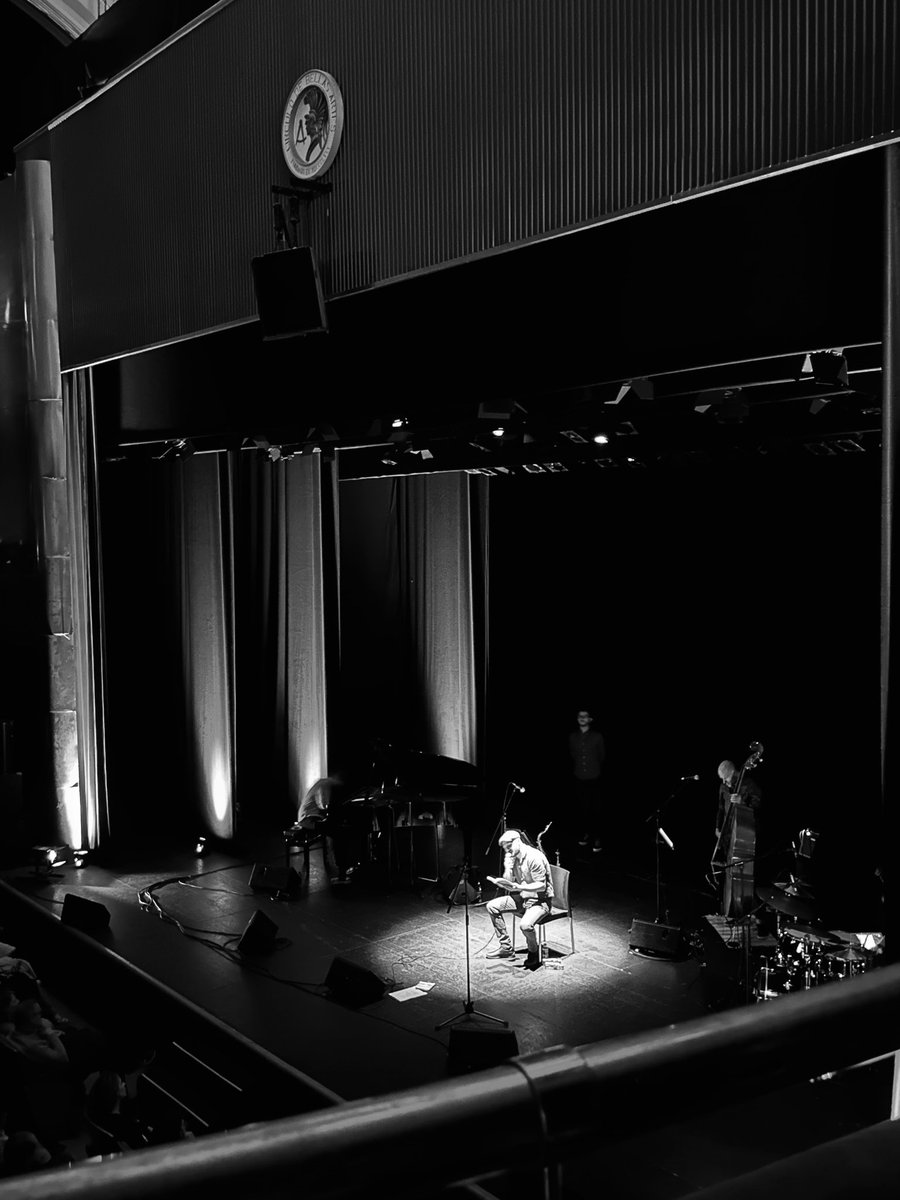 Alejandro tweet media