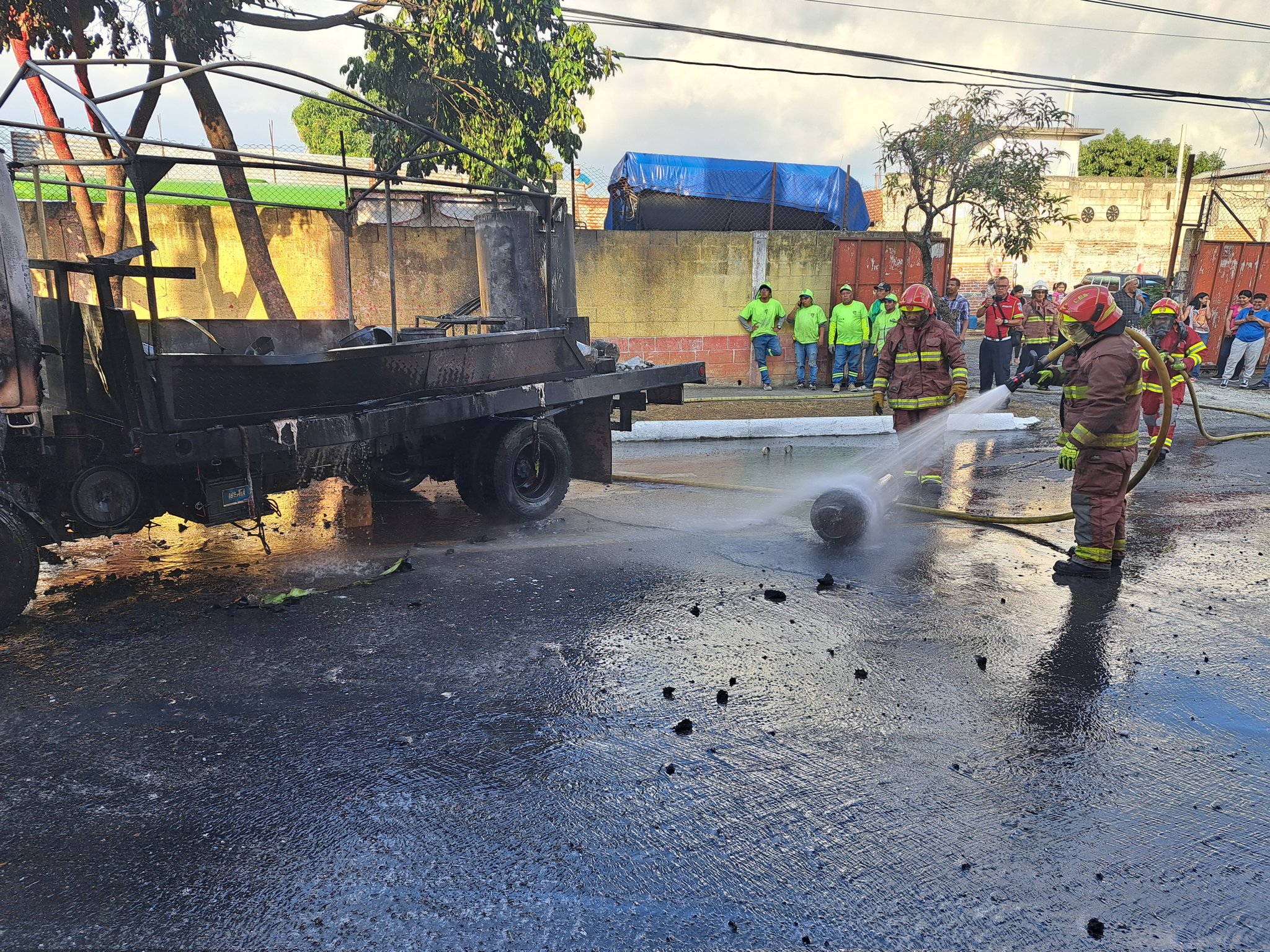 Revelan impactante video de la explosión de un camión en zona 11